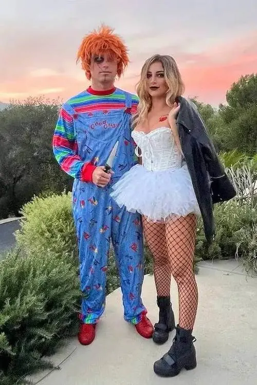 Halloween costumes couples