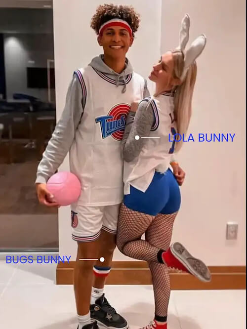 Halloween costumes couples