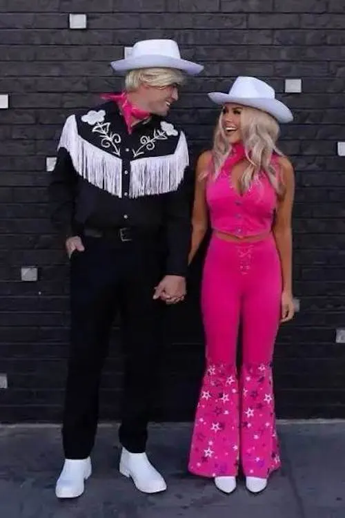 Halloween costumes couples