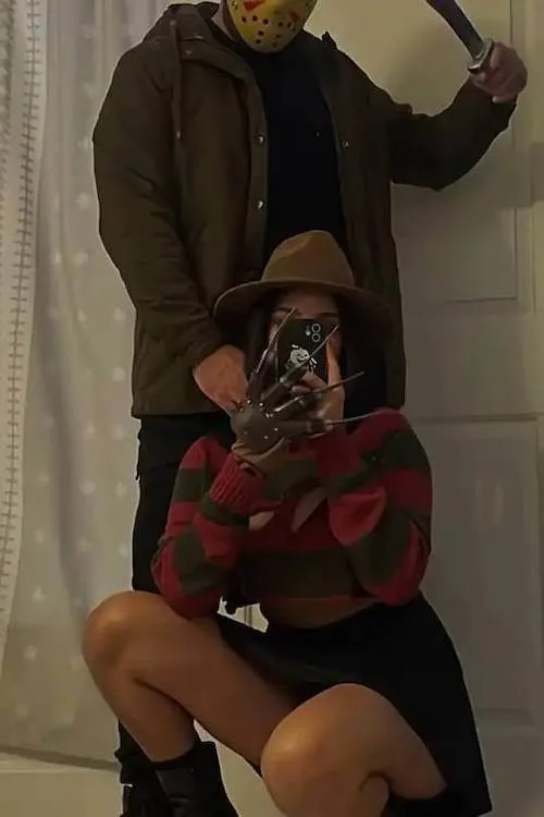 Halloween costumes couples