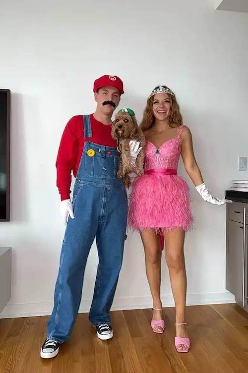 Halloween costumes couples