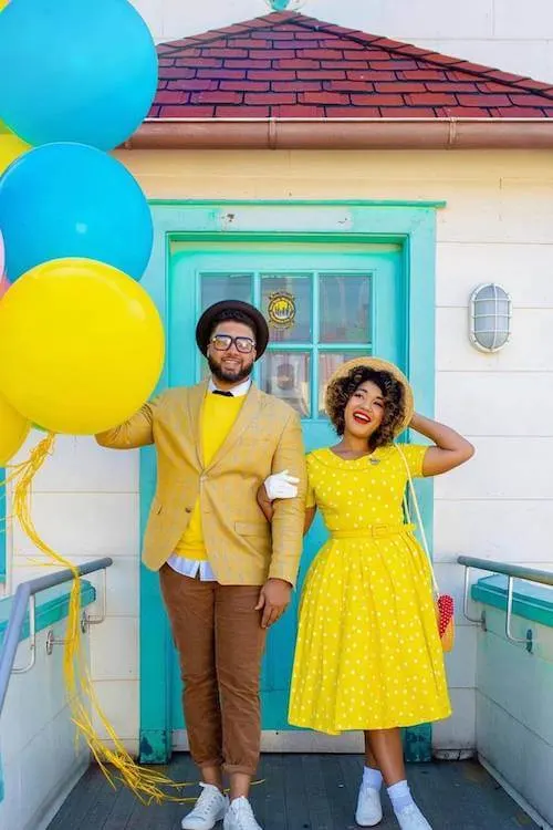 Halloween costumes couples
