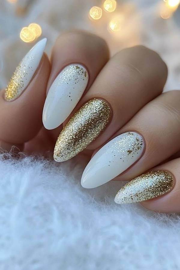 White And Gold Glitter Ombre Christmas Nails