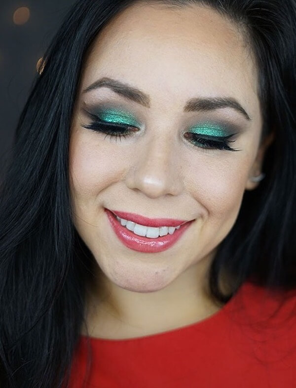 Classic Teal Holiday Eyeshadow