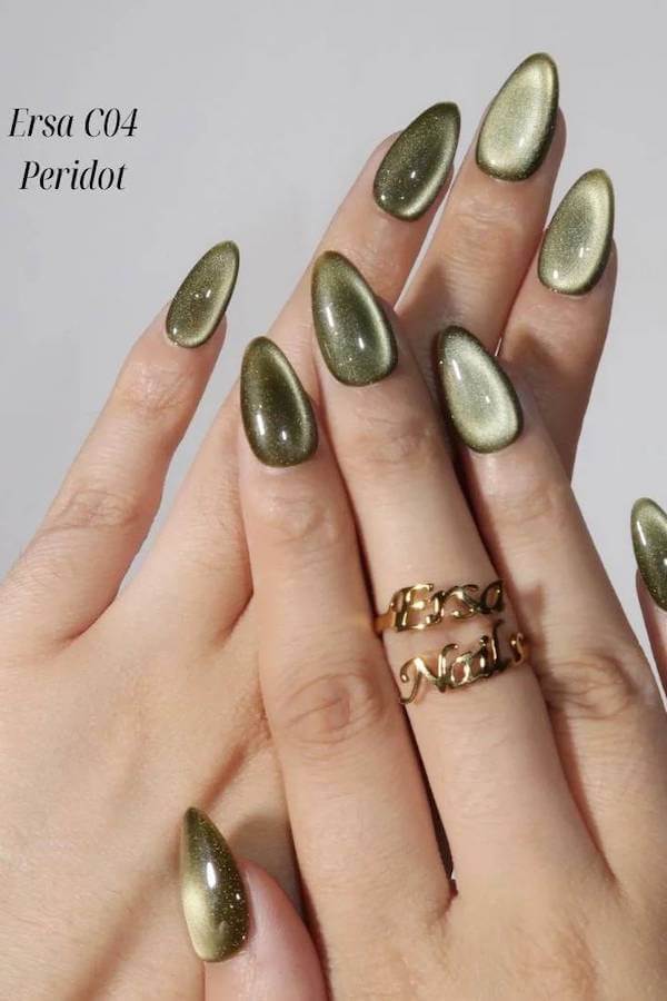 Peridot Green Cat Eye Nails