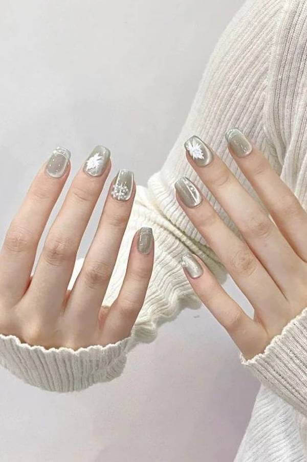 Silver Green Cat Eye Nails with Snowflake Art