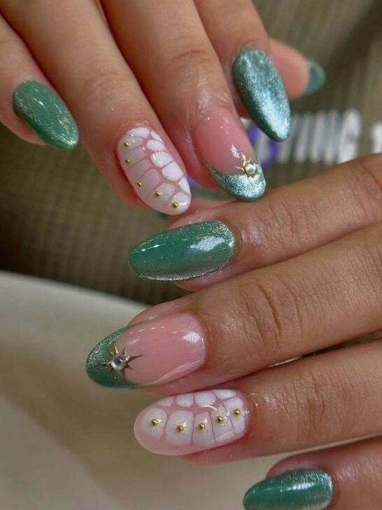 32 Captivating Green Cat Eye Nails Designs You&rsquo;ll Instantly Love