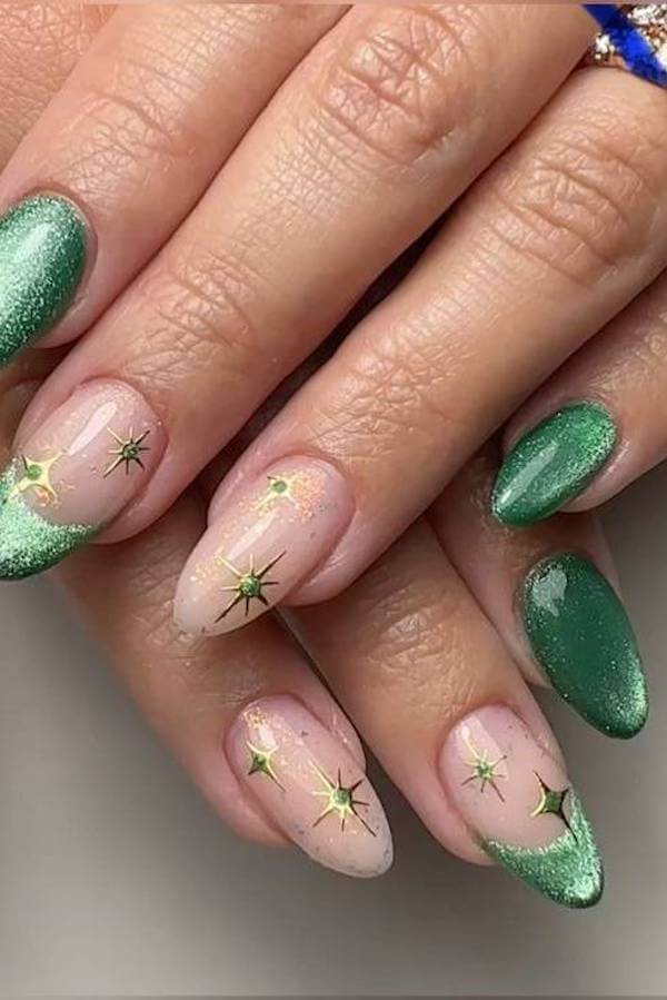 Sparkling Green Star Cat Eye Nails