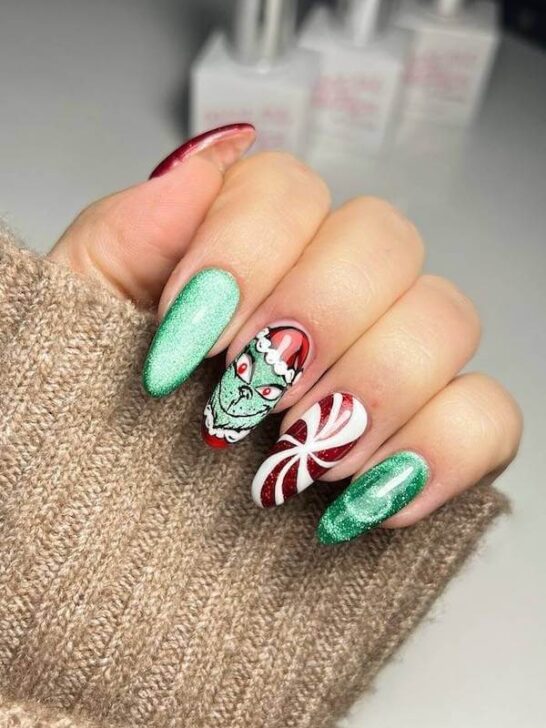 27 Festive Grinch Christmas Nails Inspiration to Elevate Your Holiday Style