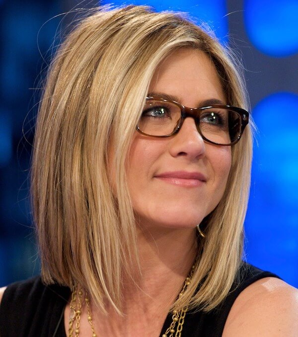 Classic Straight Blonde Bob