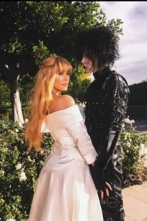 hot cute couples Halloween costumes