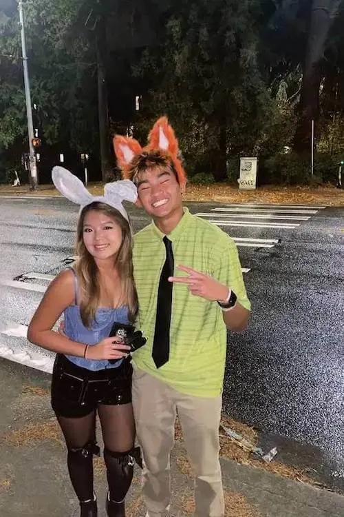 hot cute couples Halloween costumes