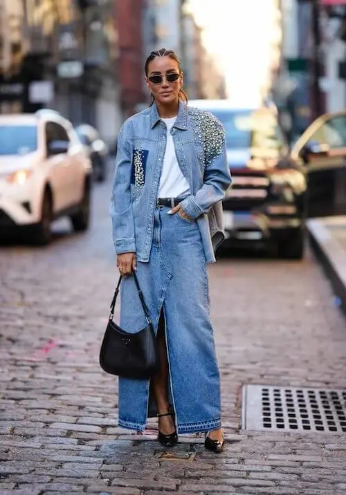 how to wear a denim shirt female