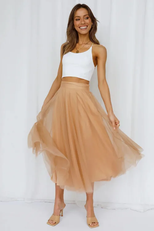 how to wear a tulle skirt