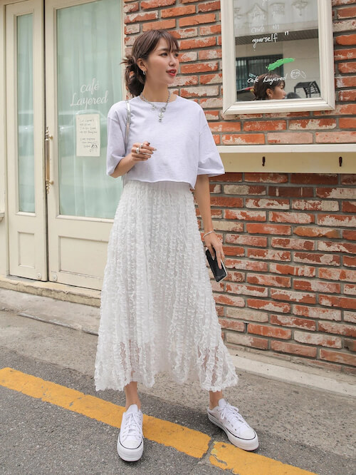 Casual tulle sales skirt outfit