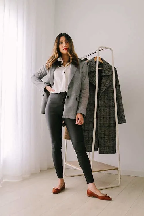 how to wear leather leggings for work
