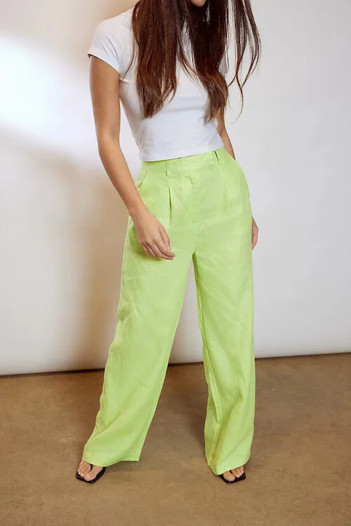 green linen pants outfits
