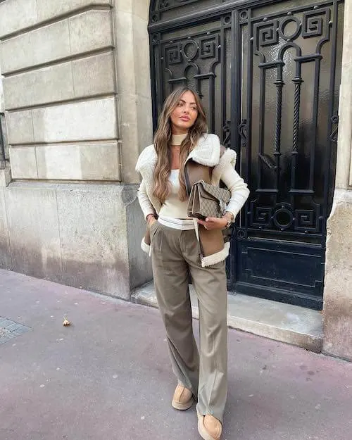 How To Wear UGGs [2024] 80+ Modern Outfits With Classic Mini, Ultra