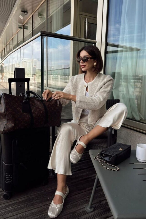 luxury airport outfits