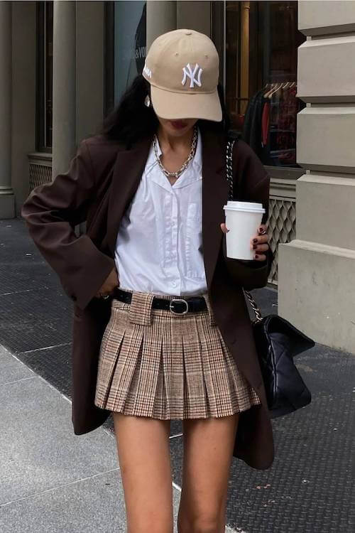 mini skirt outfit
