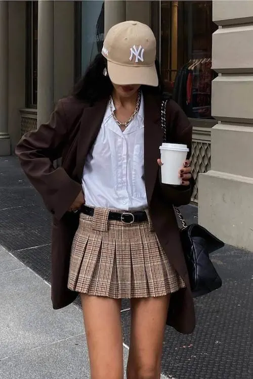 mini skirt outfit