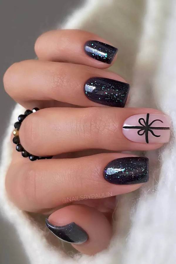 Black Glitter and Gift Bow Christmas Nails