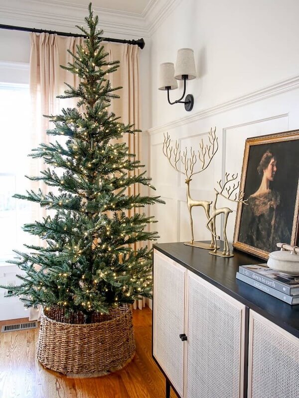 Simple Lights Christmas Tree