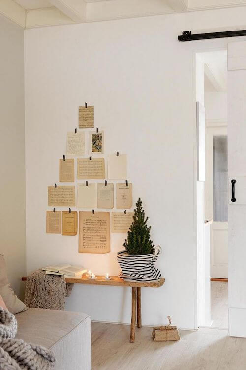 minimalist christmas decor on a budget