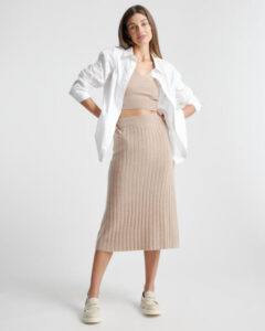 40+ Best Minimalist Clothing Brands: Affordable & Designer Options For ...