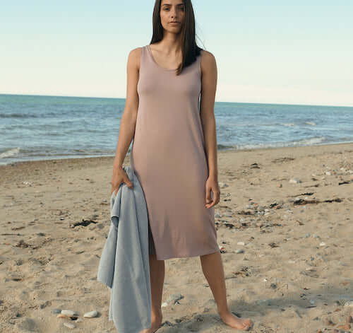 minimalist clothing brands