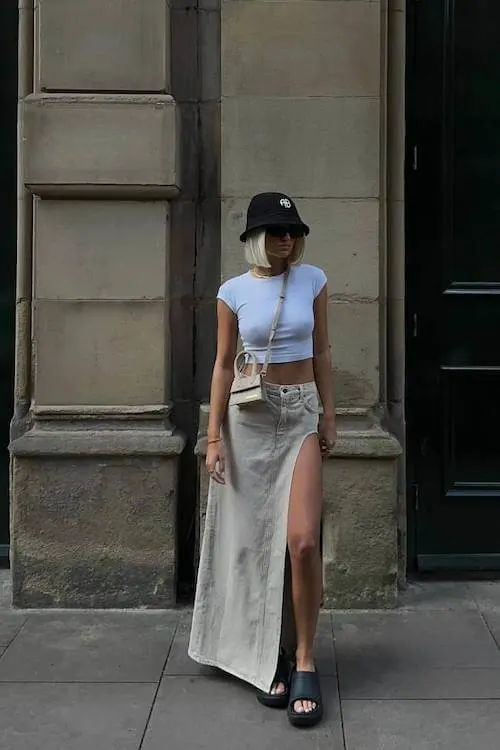 minimalist summer outfit