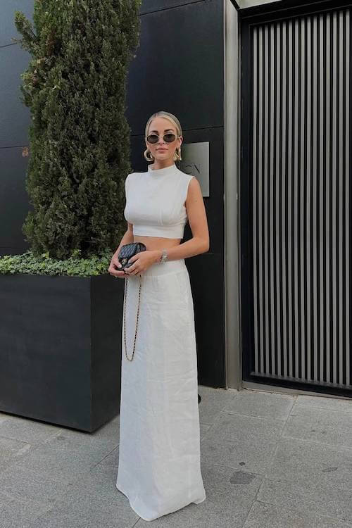minimalist summer outfit