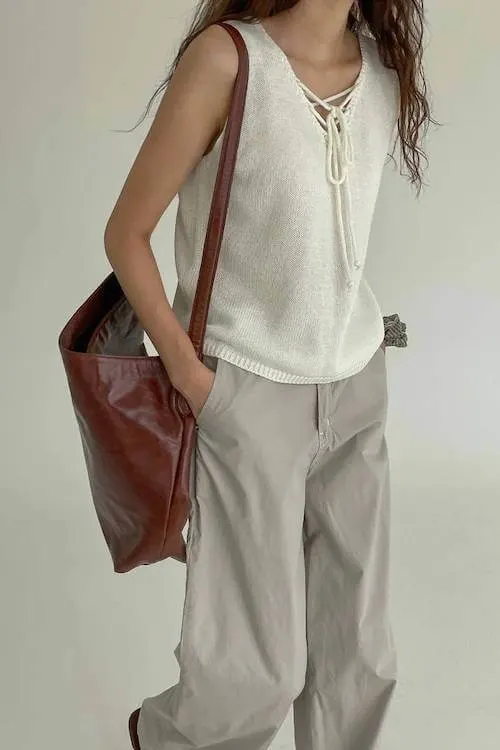 minimalist summer outfit