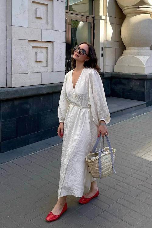 minimalist summer outfit
