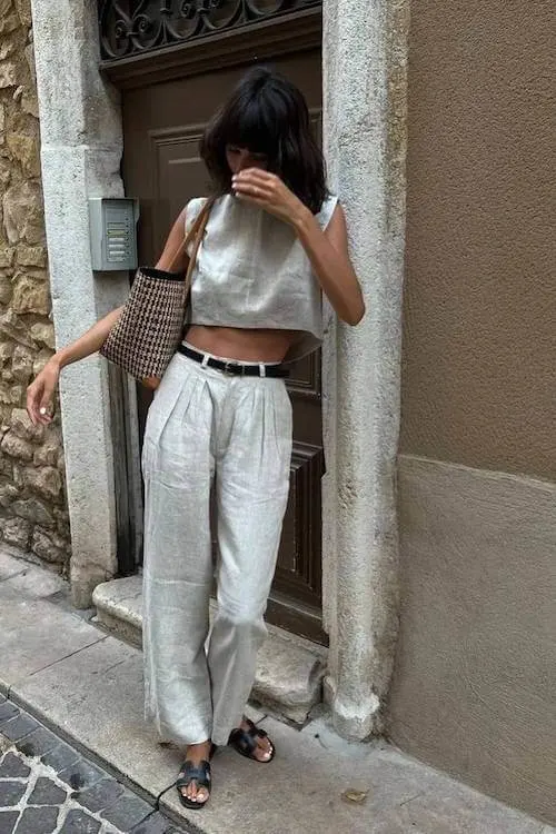 minimalist summer outfit
