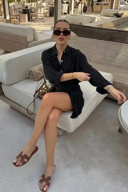 minimalist summer outfit