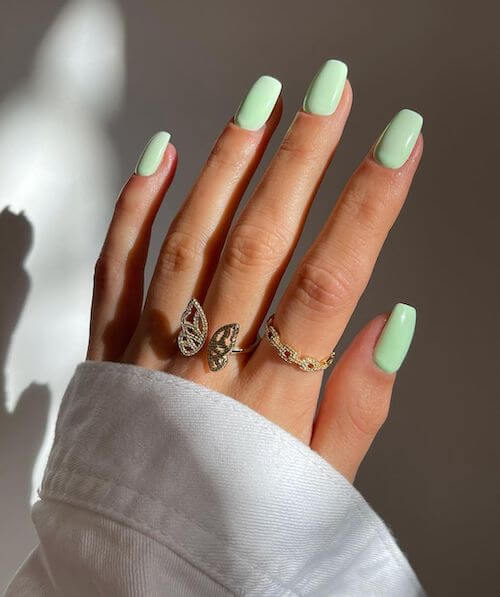 Short Simple Mint Nail Art