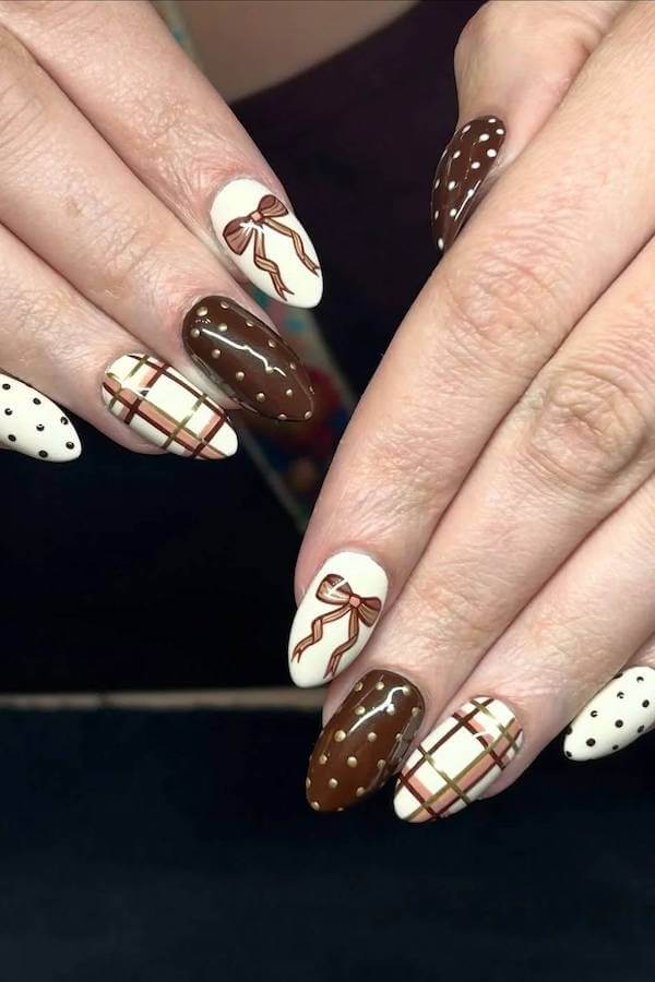 Brown and Ivory Plaid and Bow Nails