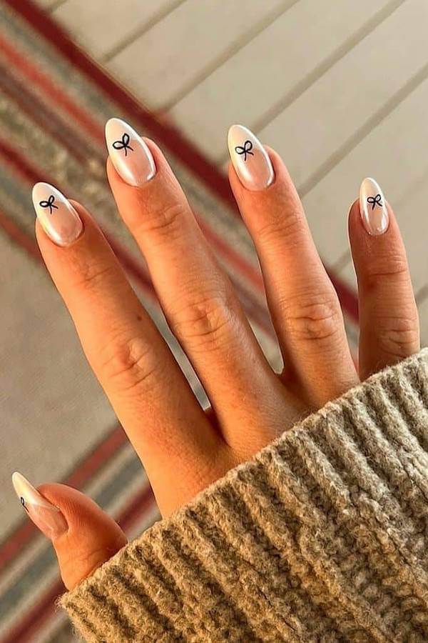 Minimalist Bow Nail Art Design