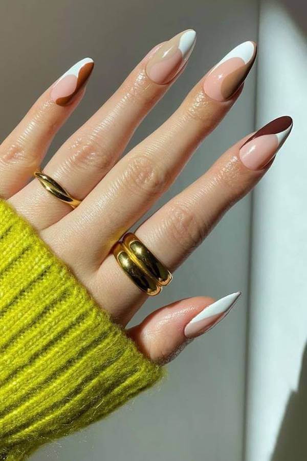 Neutral Abstract Swirl Nails