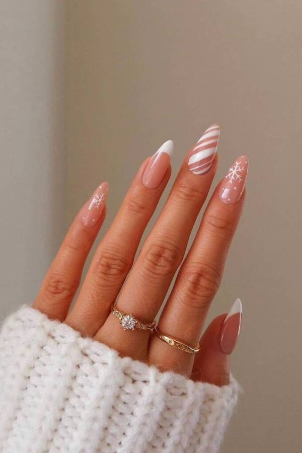 Candy Cane Stripe Nude Christmas Nails
