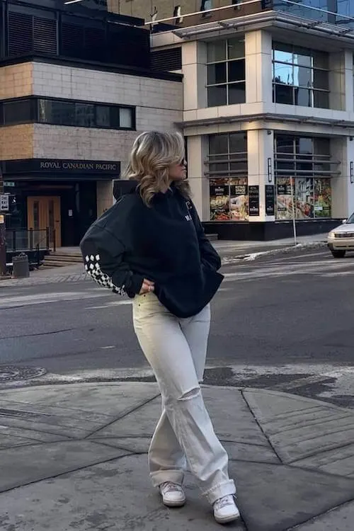 oversized hoodie outfit