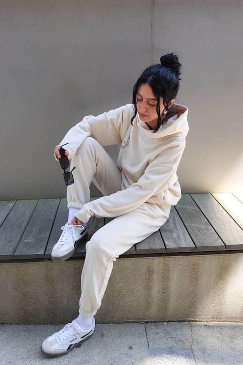 oversized hoodie outfit