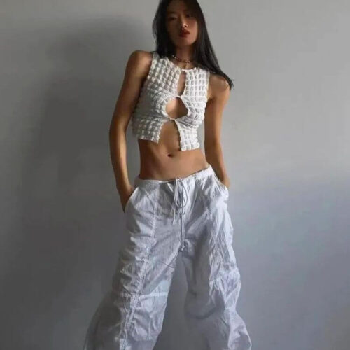 70+ Best Parachute Pants Outfit Ideas [2022]: Cool Ways To Style This Y2K Baggy Pant Trend