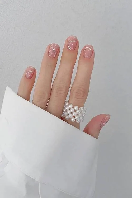perfect short graduation nail designs