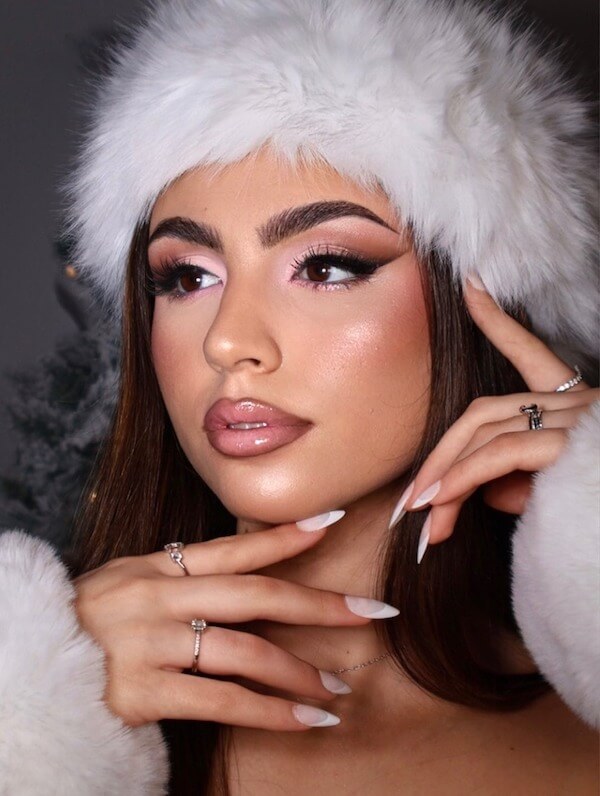 Icy Pink Soft Glam Makeup Inspiration