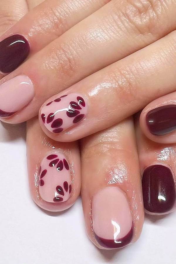Short Maroon and Pink Leaf Nails