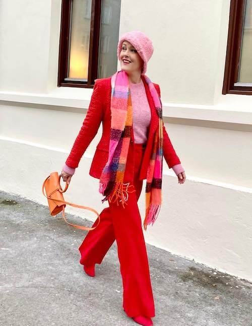 How To Wear Red And Pink Color Together In Fall Winter