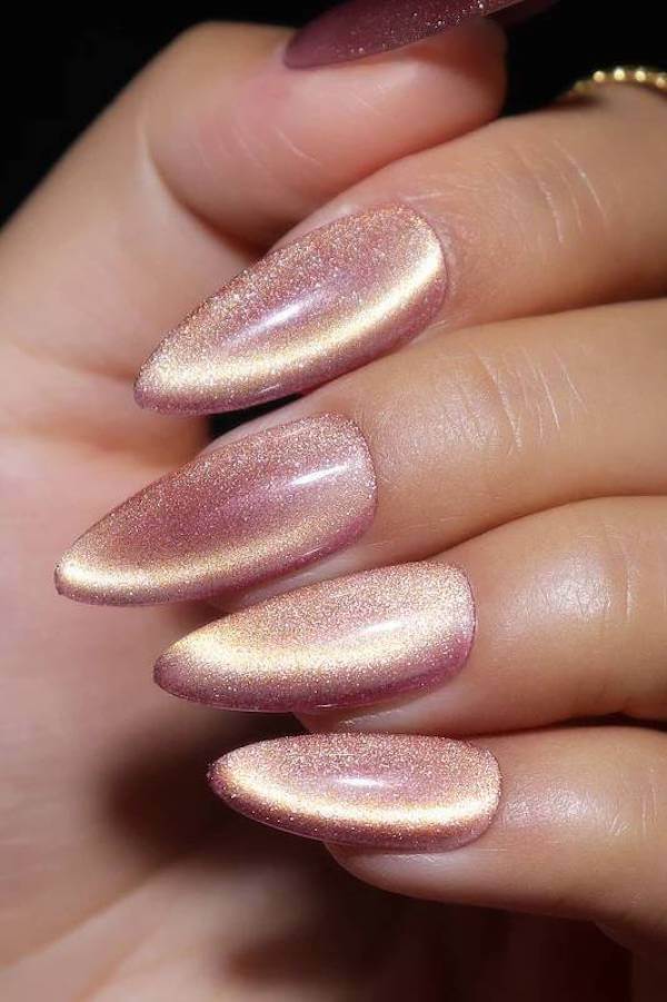 Rose Gold Shimmer Cat Eye Nails