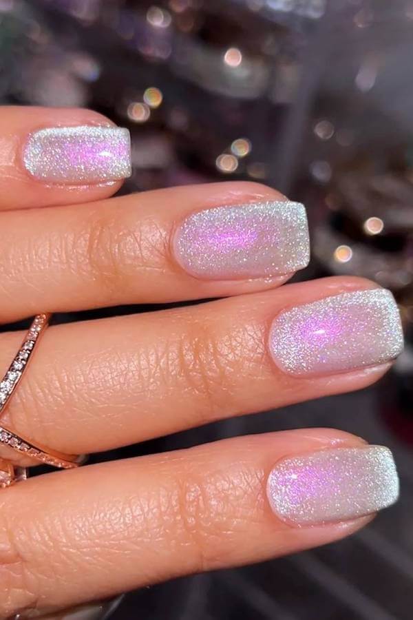 Iridescent Pink Cat Eye Short Nails